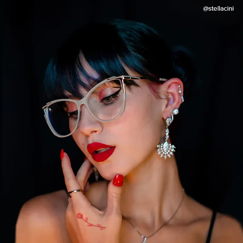 Bessie Khaki Glasses 4