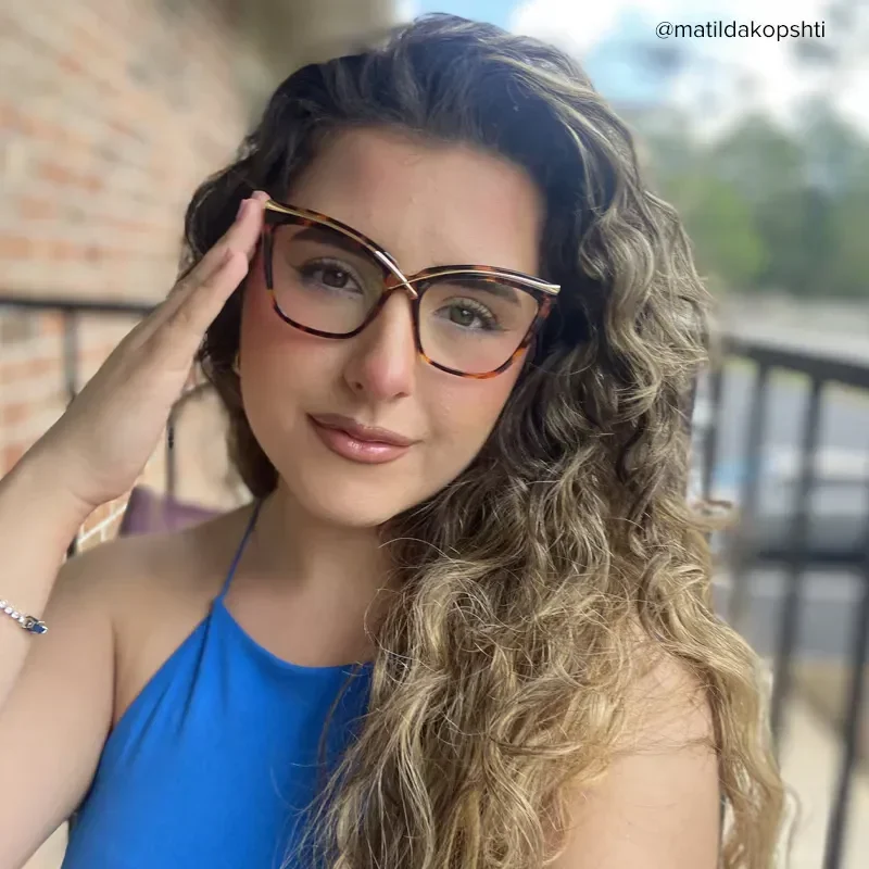 Charisse Tortoise Glasses 6
