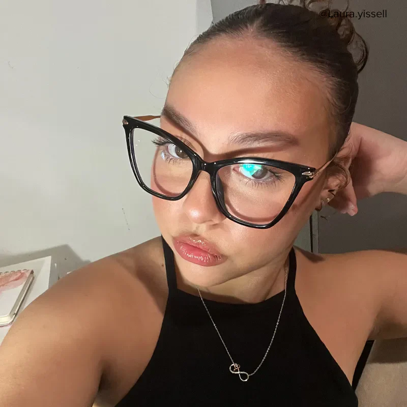 Annie Black Glasses 9