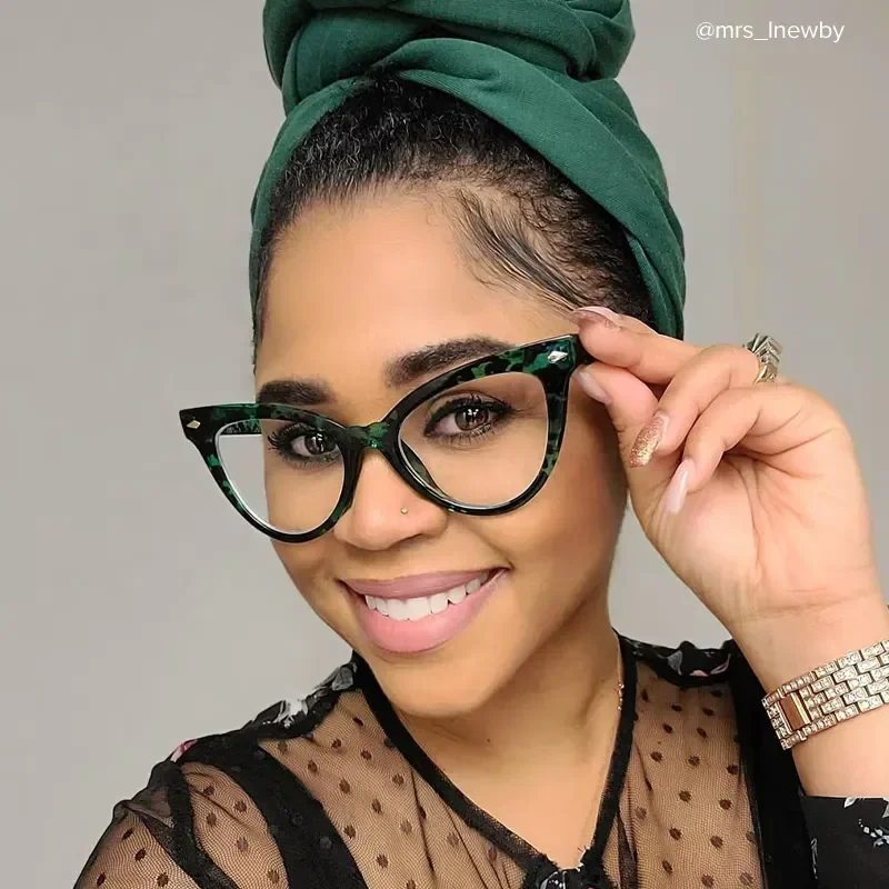 Lyuba Green-Floral Glasses 11