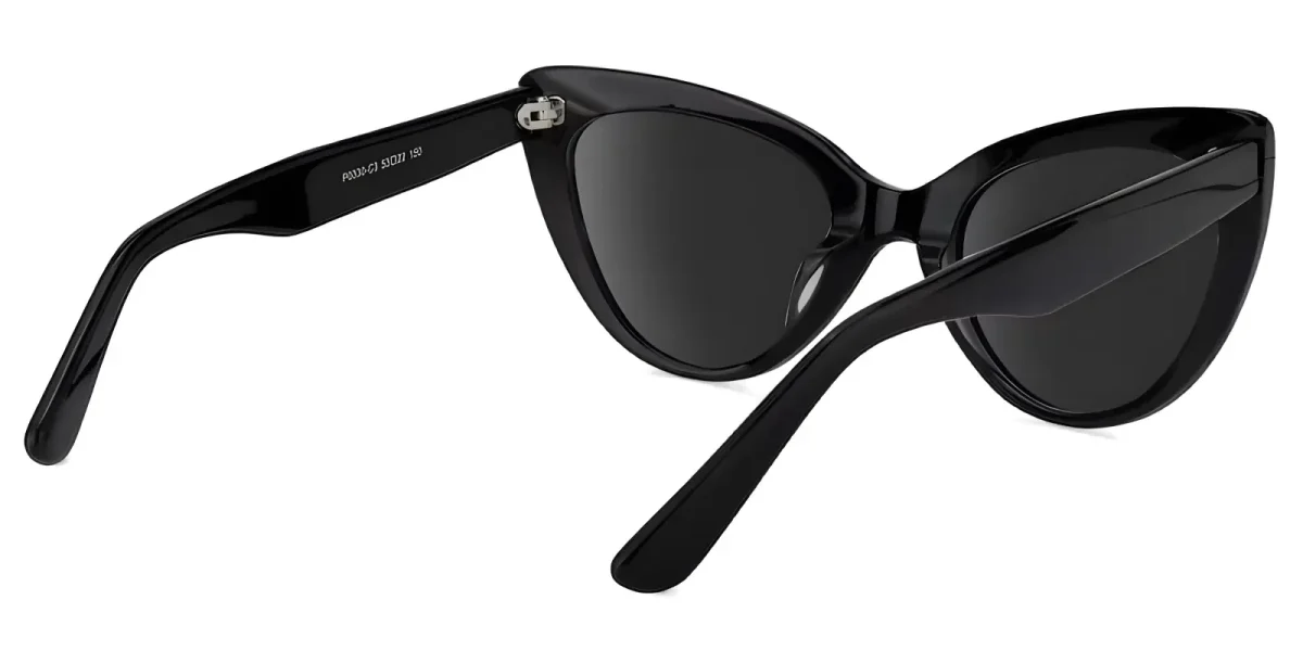 Cathleen Black-T Glasses 3