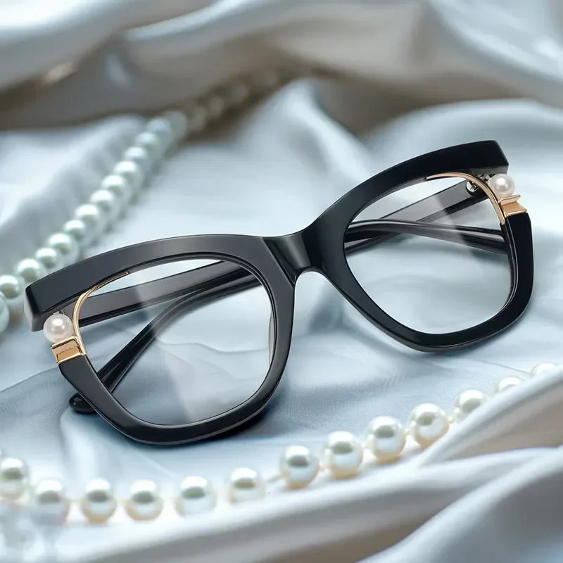 Yolanda Black Glasses 5