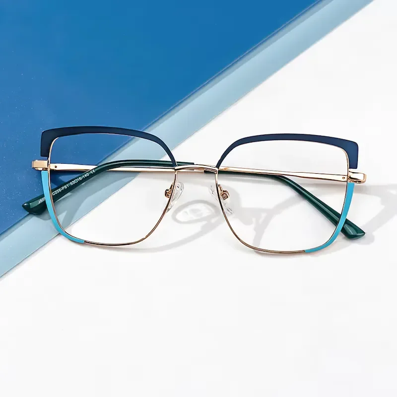 Judith Two-Tone-2 Glasses 4